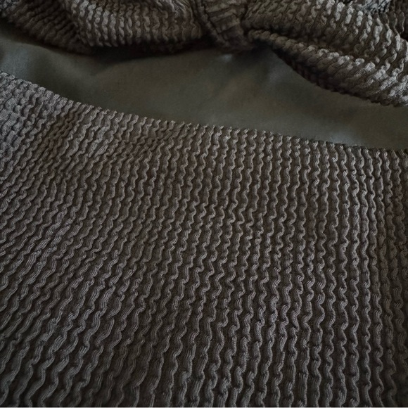 Veronica Beard Black One Piece Swimsuit, S - Picture 4 of 8